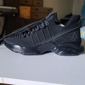 Size 9 black Mad Love tennis shoes